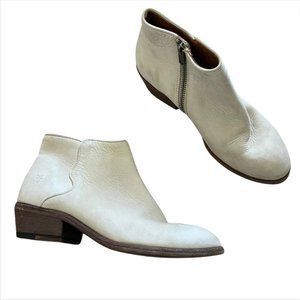 FRYE Carson Piping ivory nubuck low heel ankle booties size 6